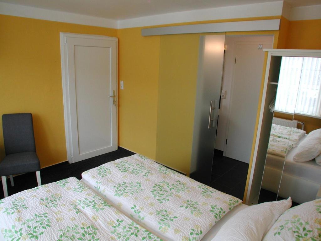 Haus Uebernachtenswert Mosel Апартаменты *